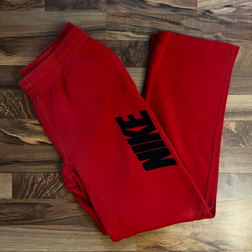 Nike Men’s Sweatpants - Medium
